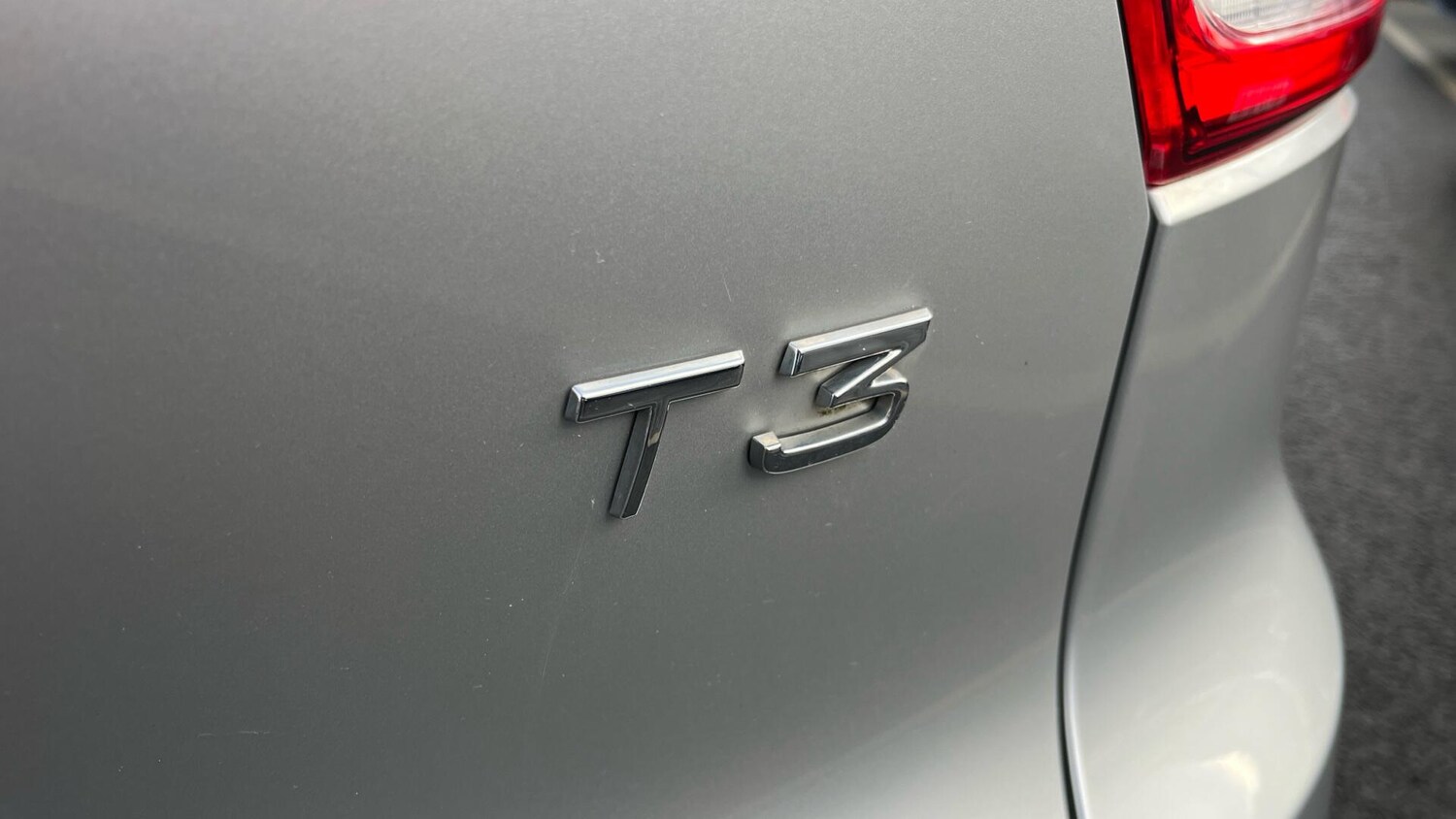 Used Volvo XC40 2019 for sale - 77229969: Photo 43