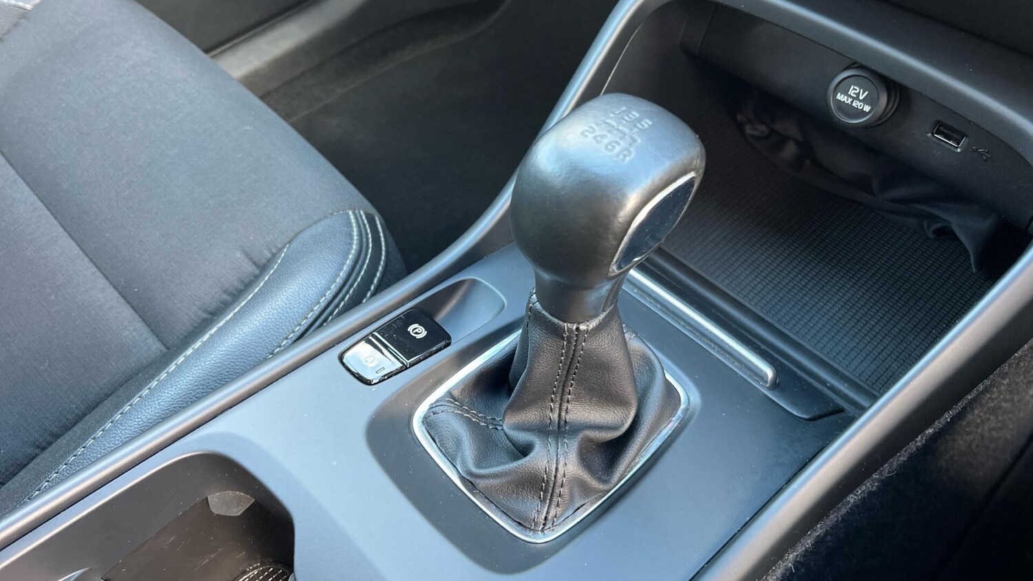 Used Volvo XC40 2019 for sale - 77229969: Photo 49