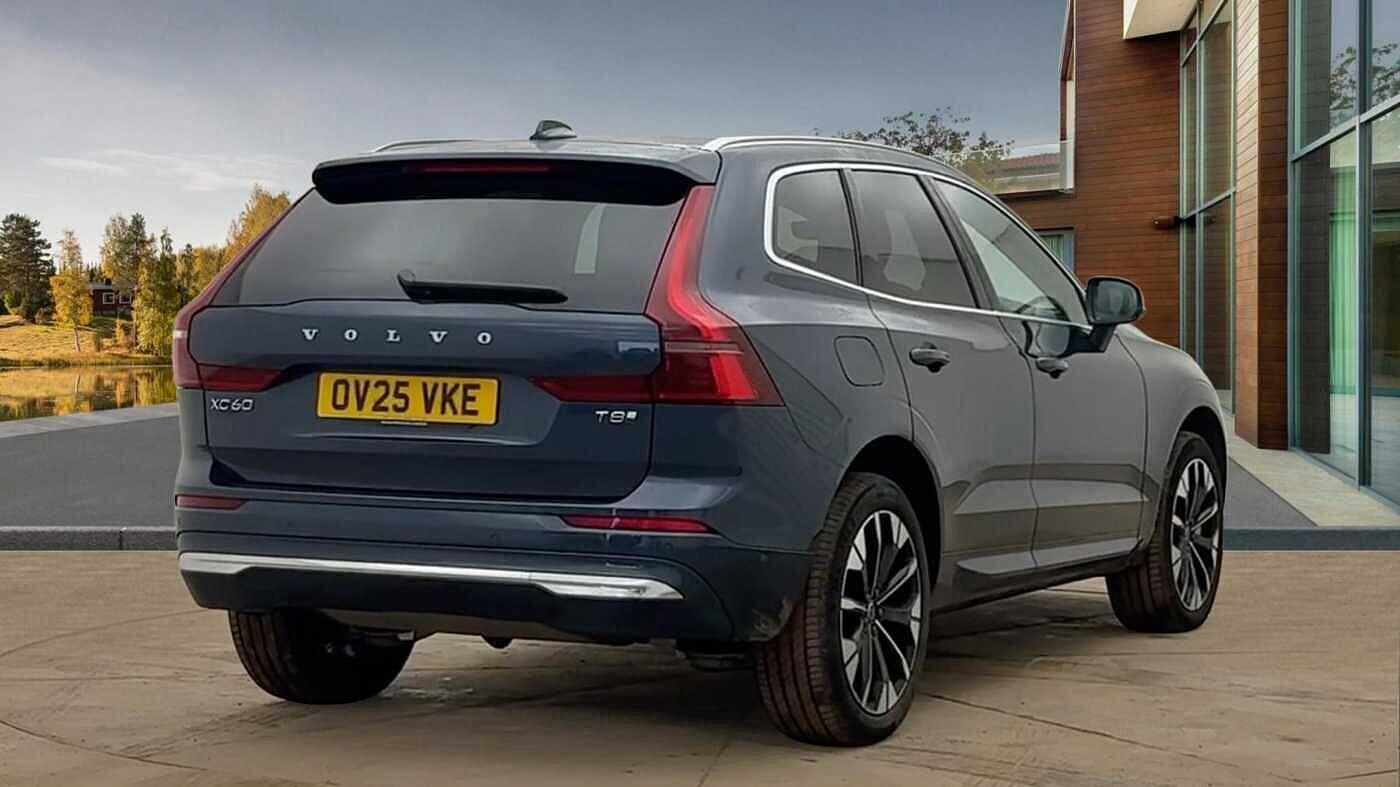 Used Volvo XC60 2025 for sale - 77237620: Photo 3