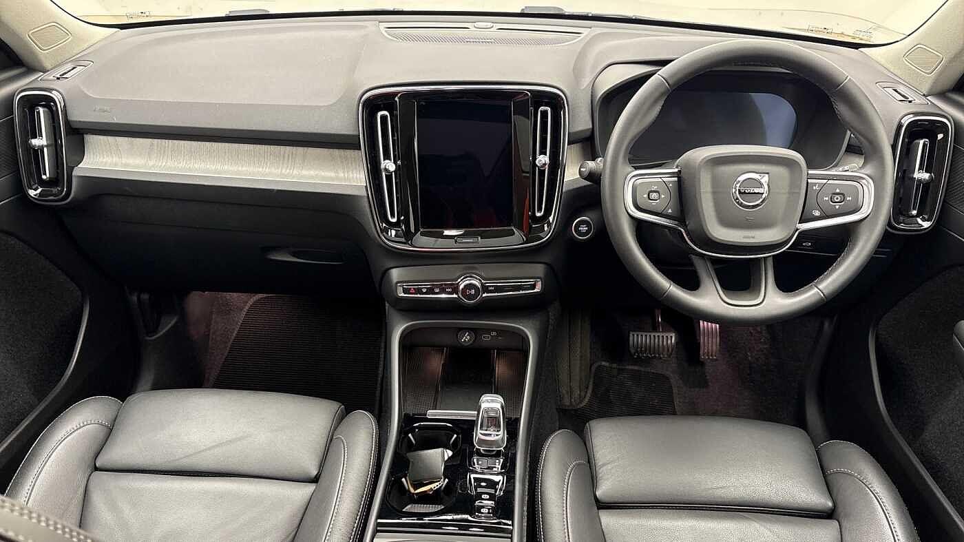 Used Volvo XC40 2024 for sale - 76349332: Photo 10