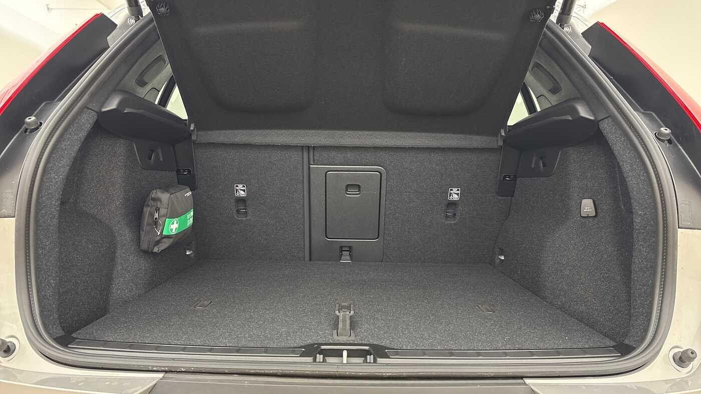 Used Volvo XC40 2024 for sale - 76349332: Photo 14