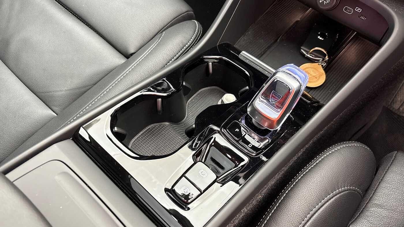 Used Volvo XC40 2024 for sale - 76349332: Photo 32