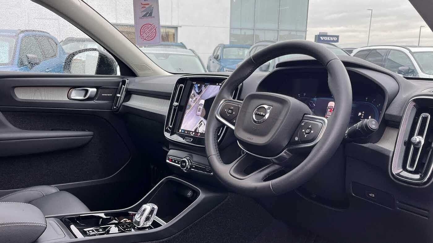 Used Volvo XC40 2024 for sale - 76349332: Photo 45