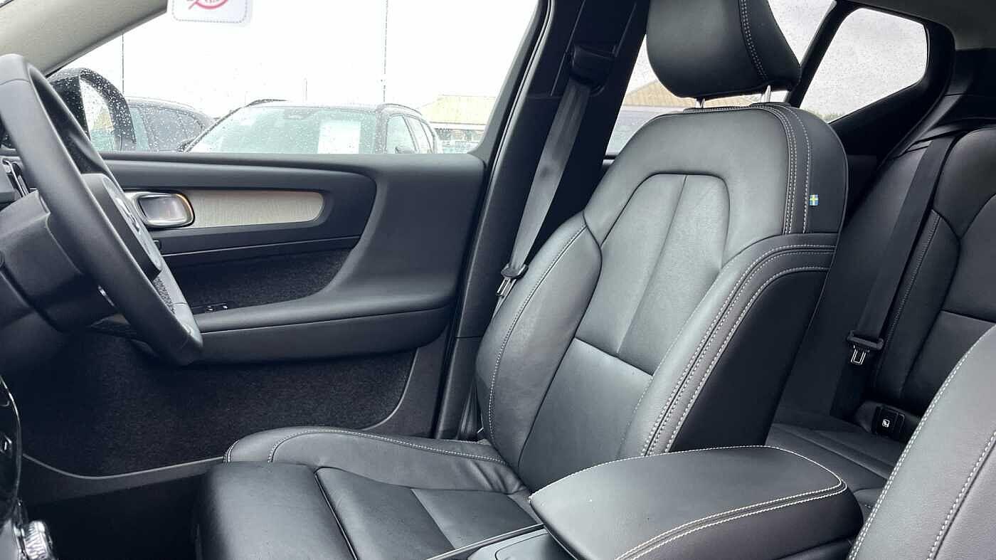 Used Volvo XC40 2024 for sale - 76349332: Photo 55