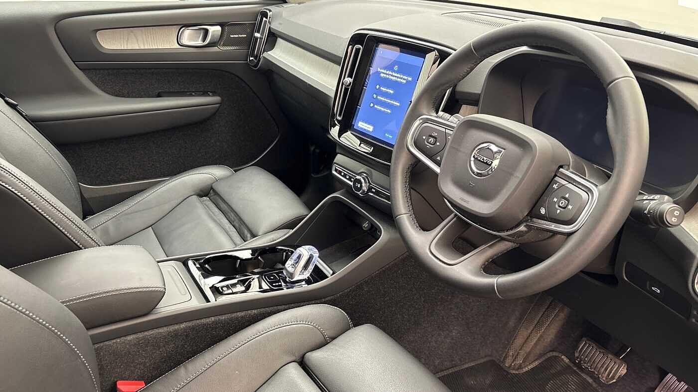 Used Volvo XC40 2024 for sale - 76349332: Photo 9
