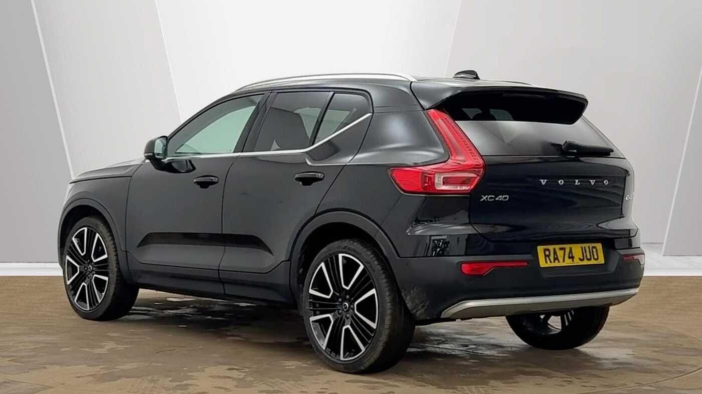 Used Volvo XC40 2025 for sale - 78047168: Photo 3