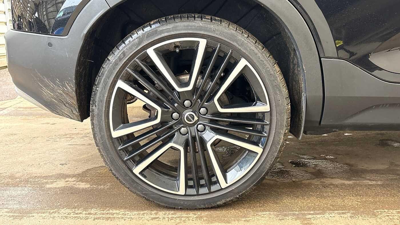 Used Volvo XC40 2025 for sale - 78047168: Photo 4