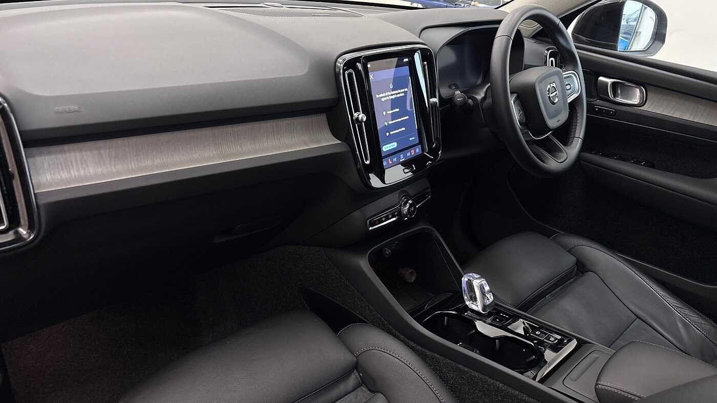 Used Volvo XC40 2025 for sale - 78047168: Photo 6