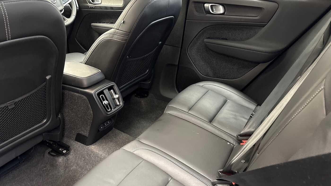 Used Volvo XC40 2025 for sale - 78047168: Photo 7