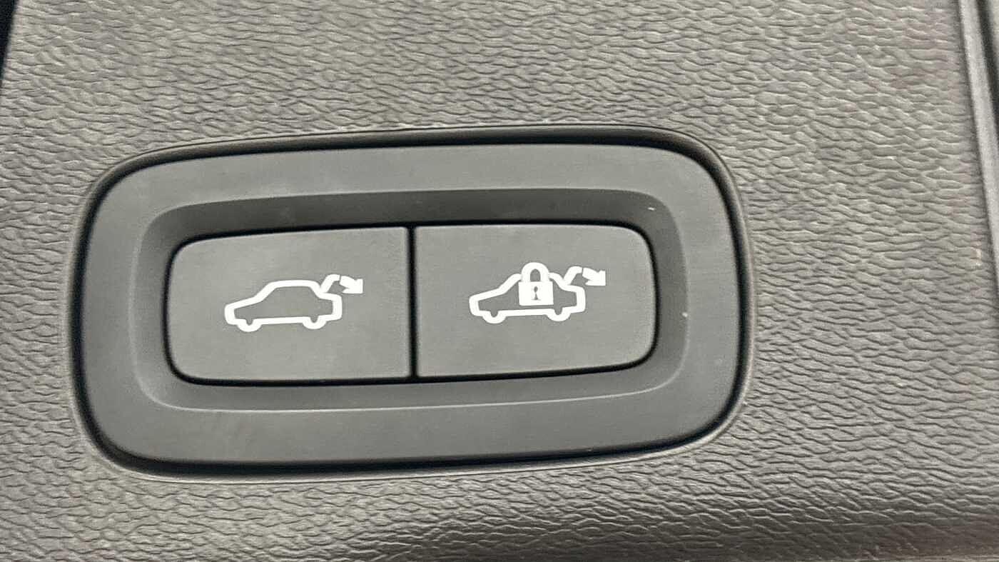 Used Volvo XC60 2025 for sale - 77525110: Photo 18