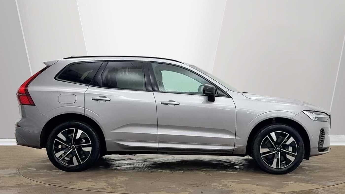 Used Volvo XC60 2025 for sale - 77525110: Photo 2