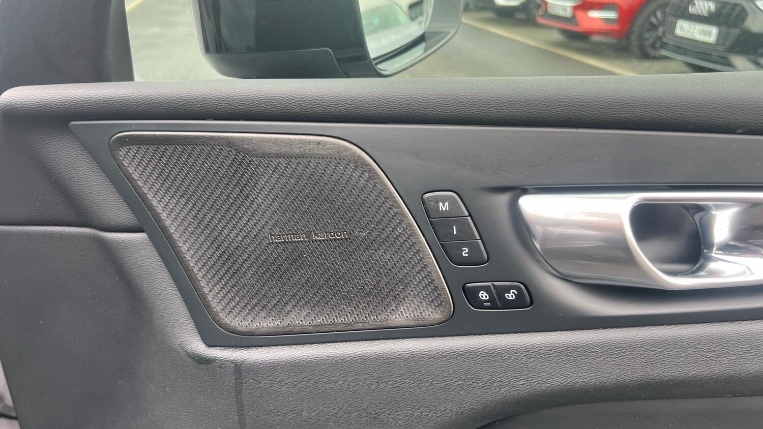 Used Volvo XC60 2025 for sale - 77525110: Photo 45