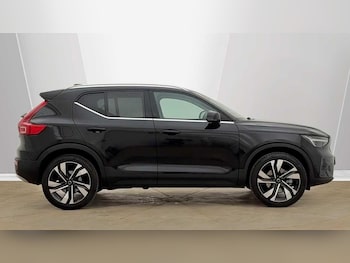 Used Volvo XC40 2025 for sale - 78622947: Photo