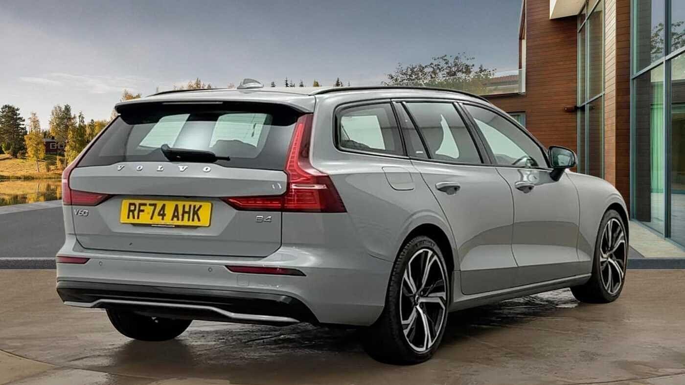 Used Volvo V60 2025 for sale - 77344464: Photo 3