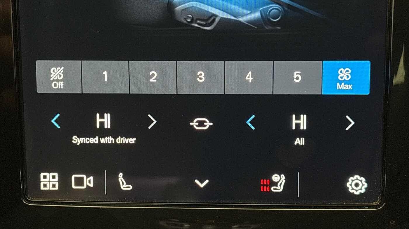 Used Volvo V60 2025 for sale - 77344464: Photo 39