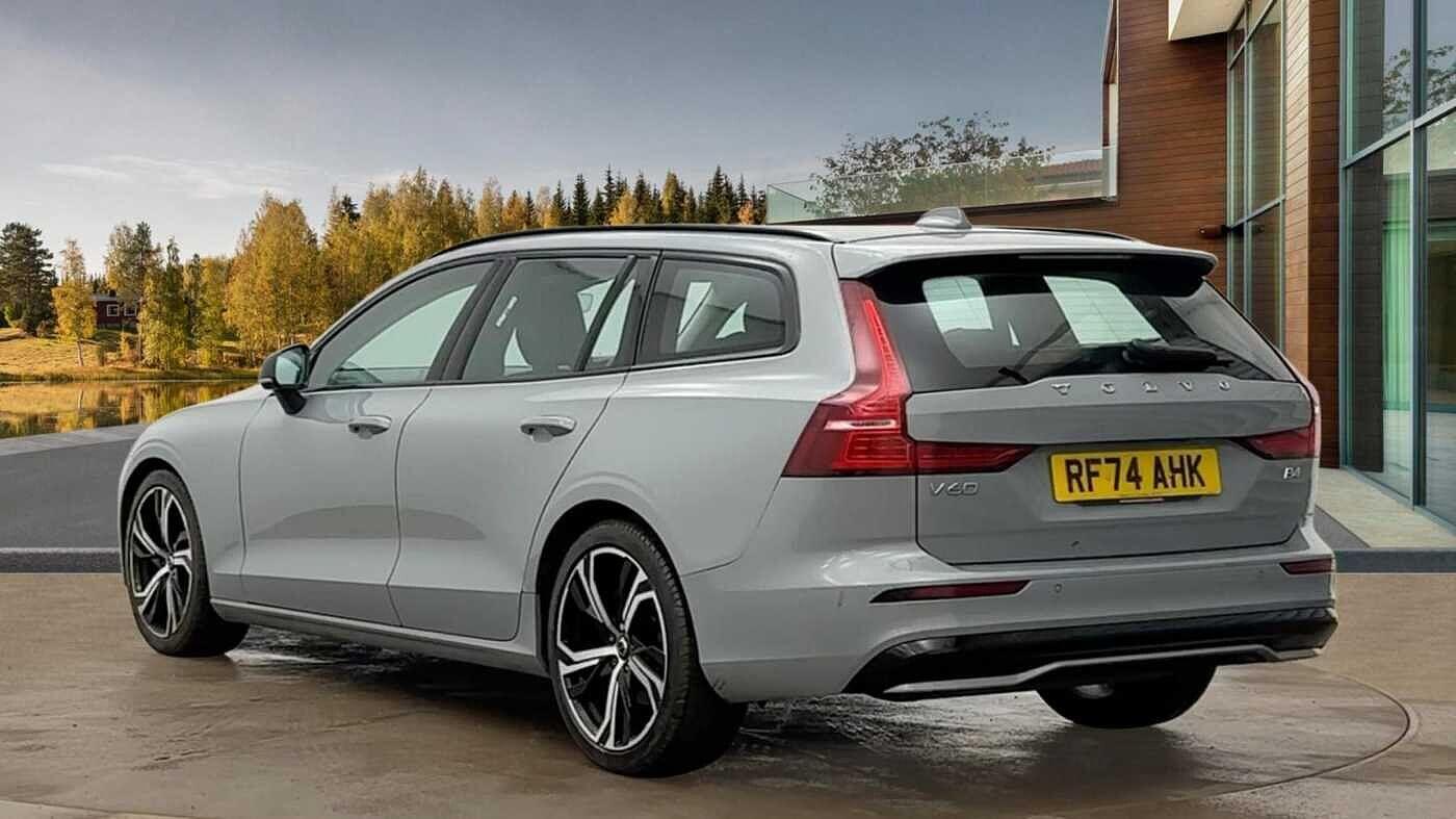 Used Volvo V60 2025 for sale - 77344464: Photo 5