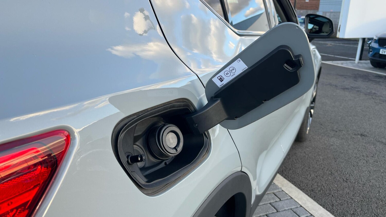 Used Volvo XC40 2024 for sale - 76239988: Photo 15