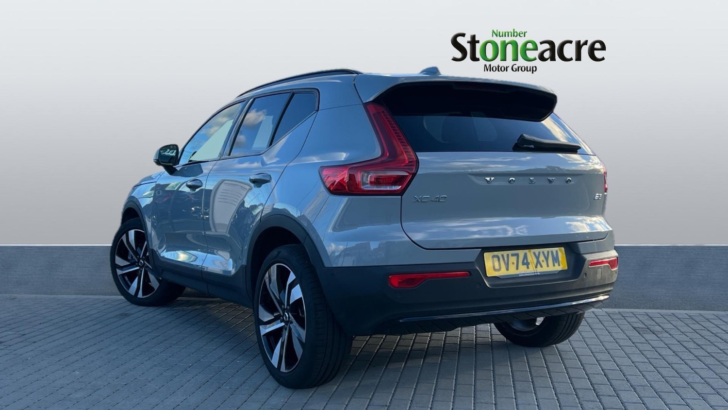Used Volvo XC40 2024 for sale - 76239988: Photo 2