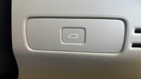 Used Volvo XC40 2024 for sale - 76239988: Photo 30