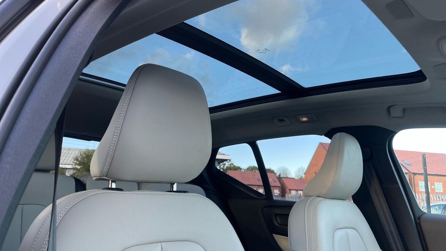 Used Volvo XC40 2024 for sale - 76239988: Photo 31