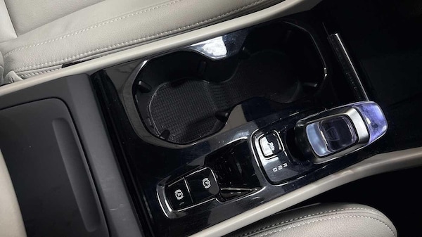 Used Volvo XC40 2024 for sale - 76239988: Photo 32