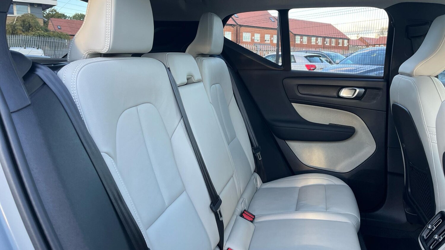 Used Volvo XC40 2024 for sale - 76239988: Photo 33