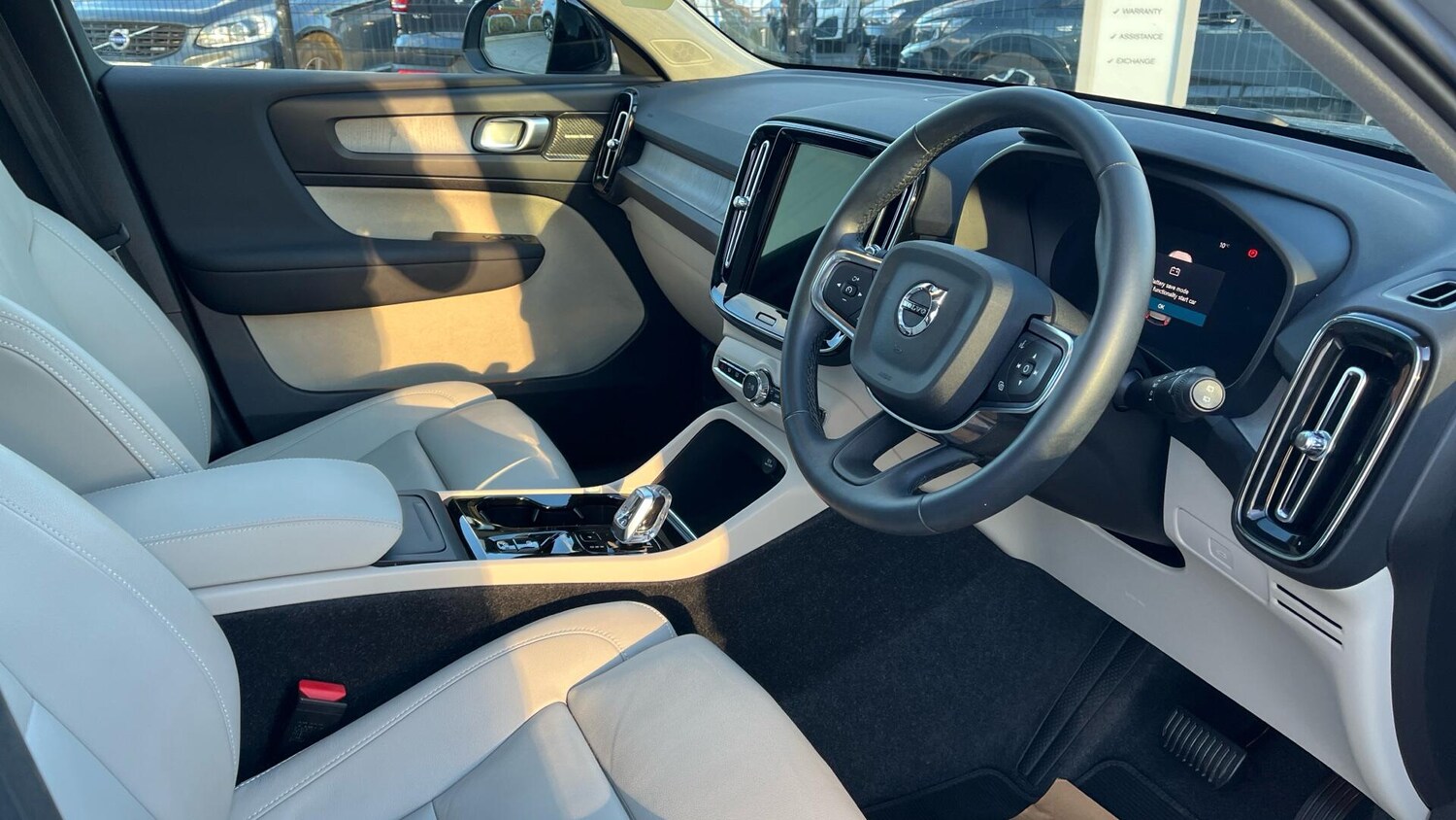 Used Volvo XC40 2024 for sale - 76239988: Photo 54