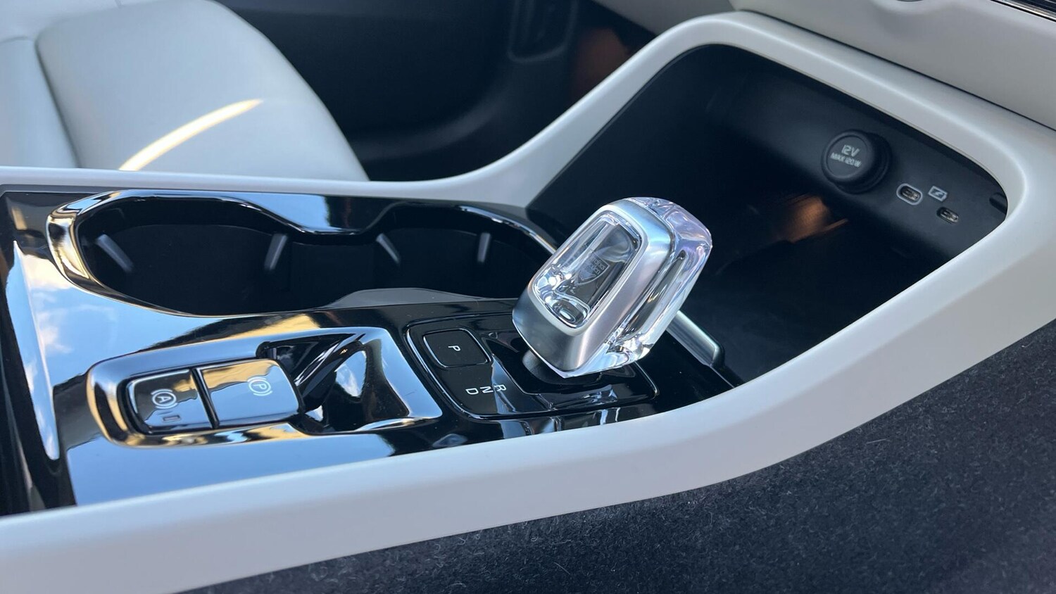 Used Volvo XC40 2024 for sale - 76239988: Photo 57