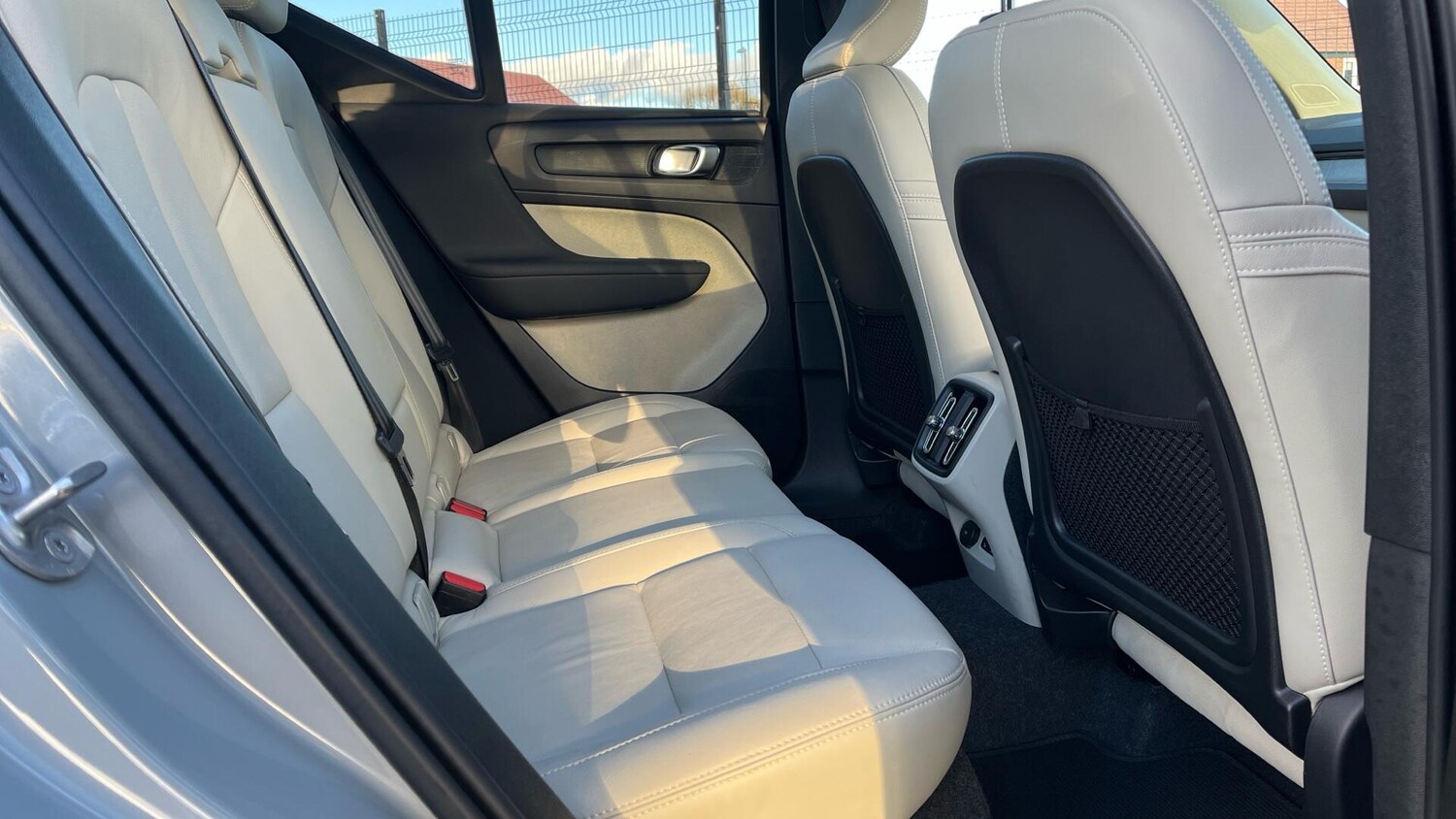 Used Volvo XC40 2024 for sale - 76239988: Photo 6