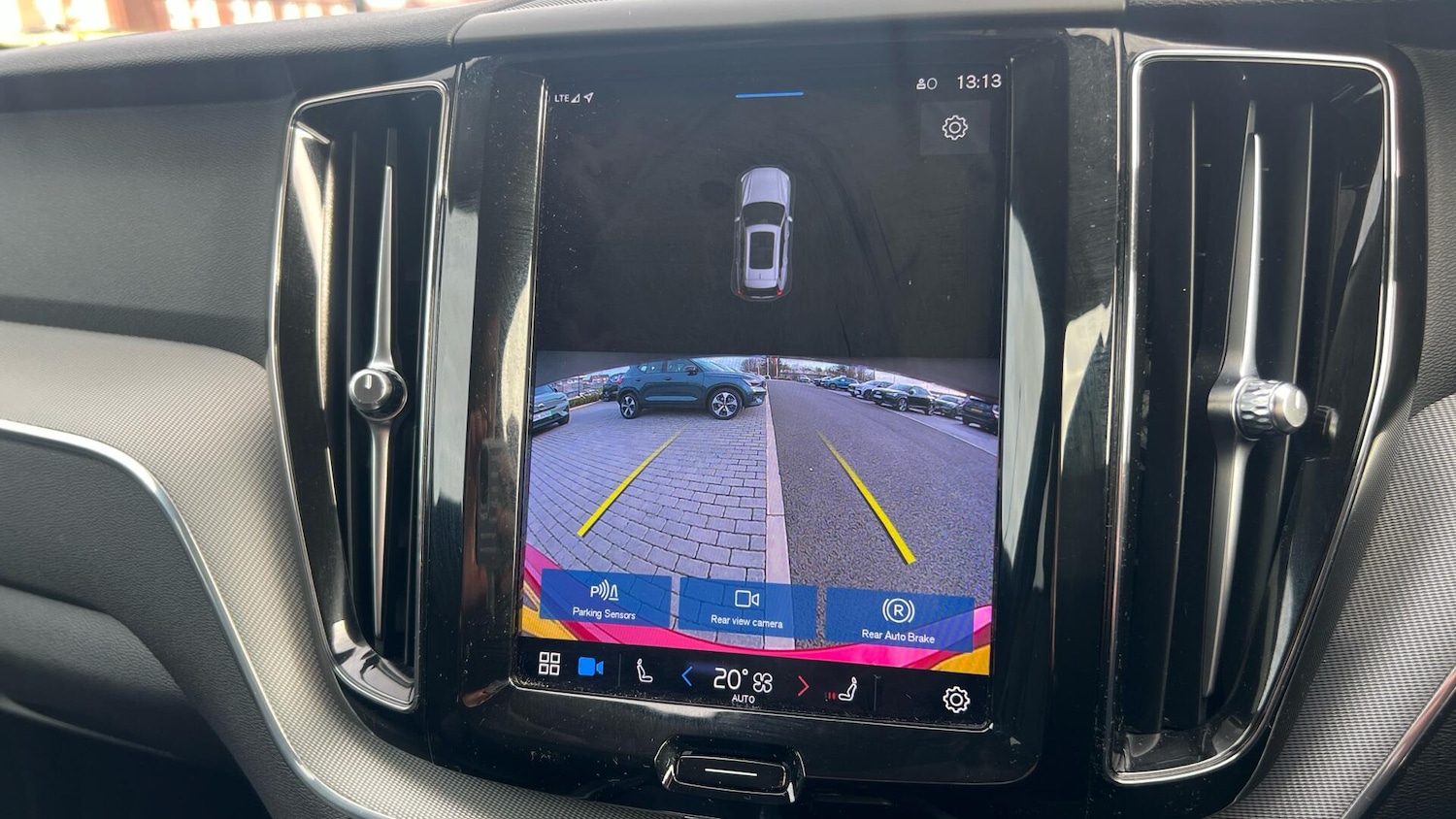 Used Volvo XC60 2023 for sale - 77598102: Photo 19