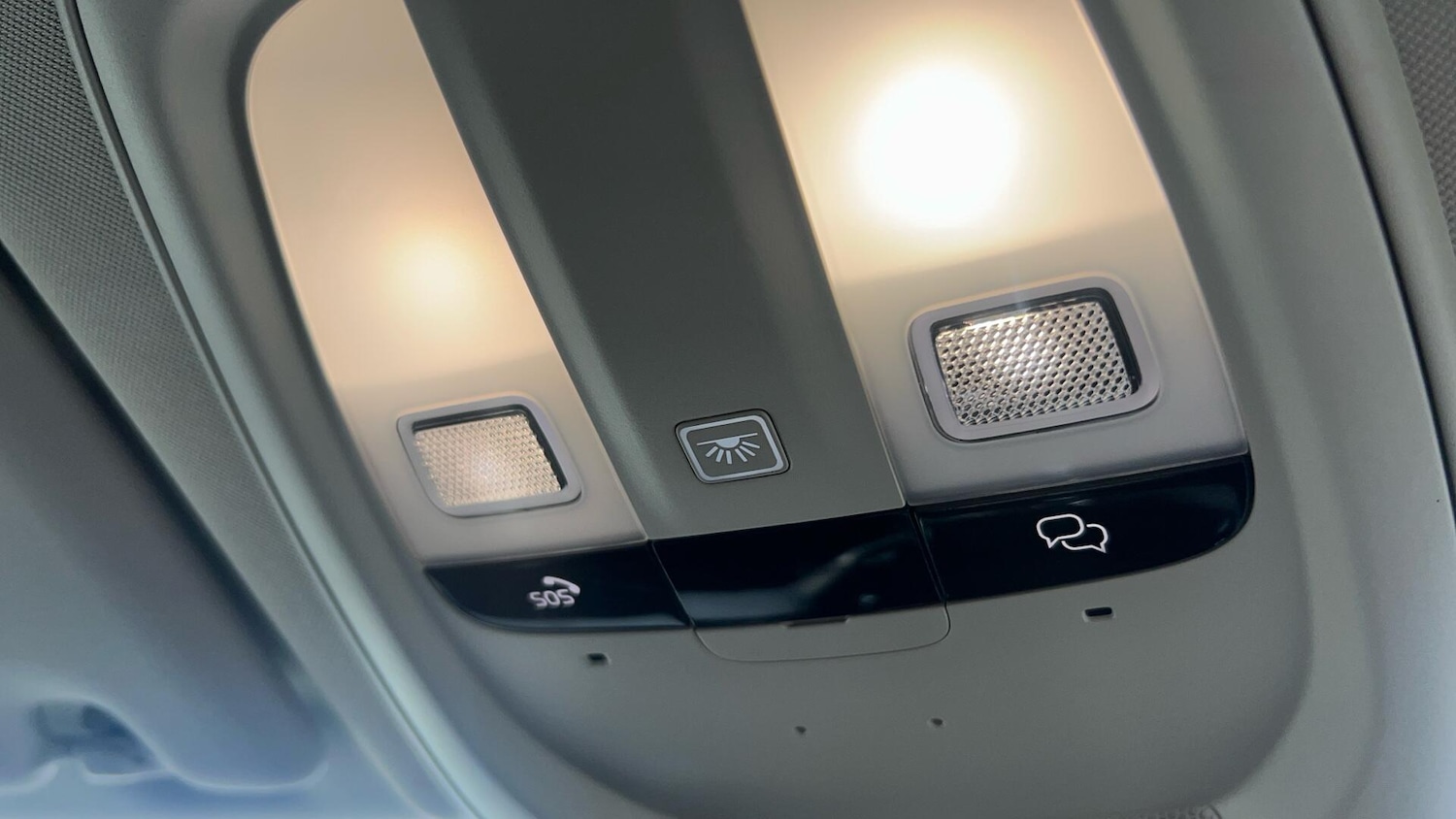 Used Volvo XC60 2023 for sale - 77598102: Photo 28