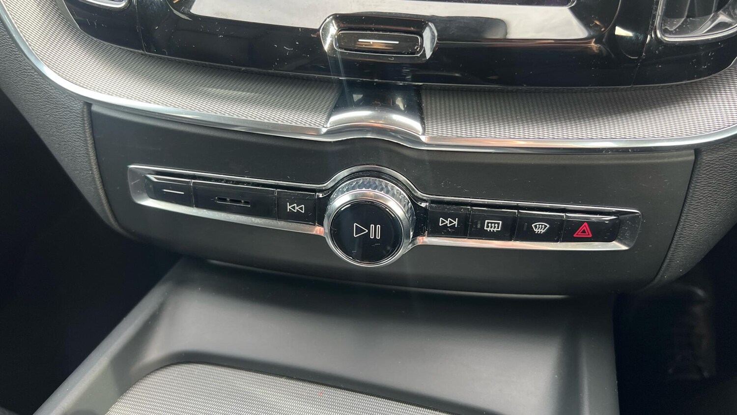 Used Volvo XC60 2023 for sale - 77598102: Photo 44