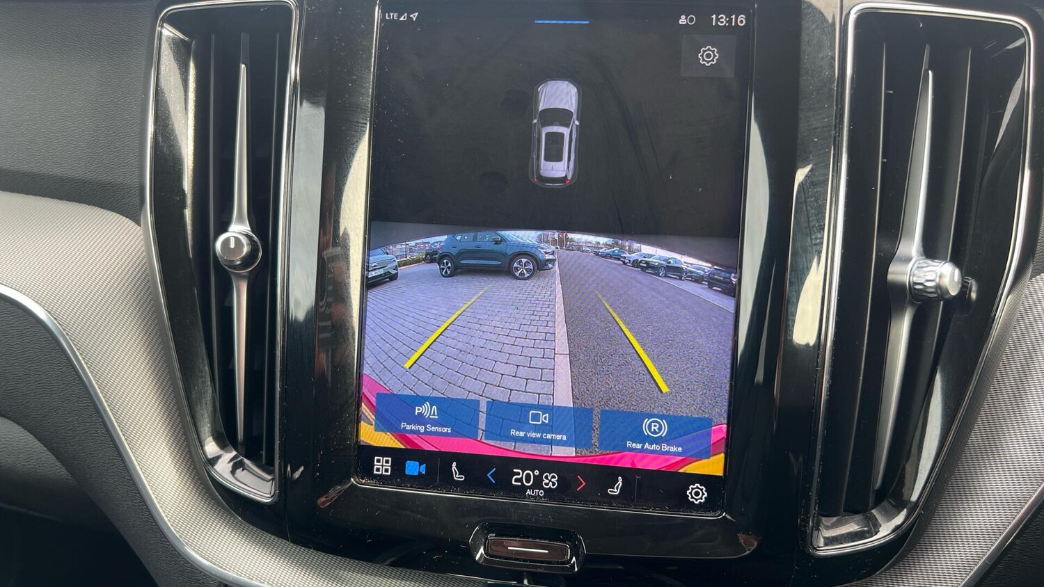 Used Volvo XC60 2023 for sale - 77598102: Photo 48