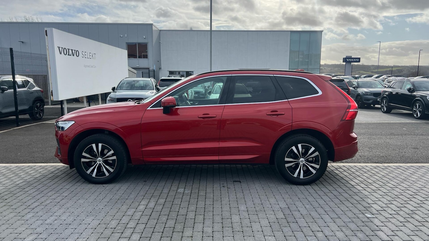 Used Volvo XC60 2023 for sale - 77598102: Photo 63