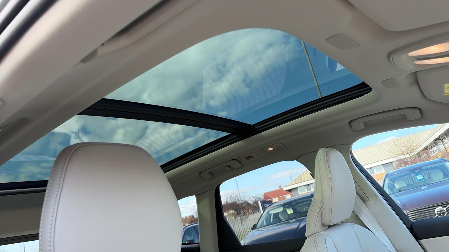 Used Volvo XC60 2026 for sale - 77769368: Photo 31