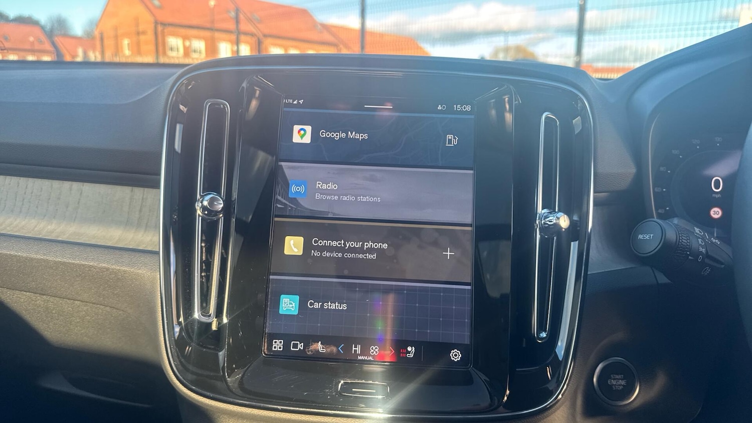 Used Volvo XC40 2025 for sale - 76666881: Photo 12