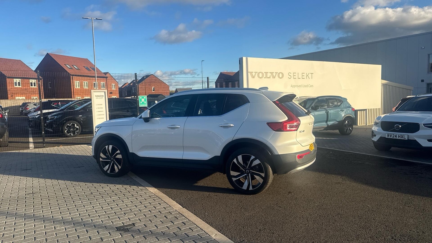 Used Volvo XC40 2025 for sale - 76666881: Photo 19