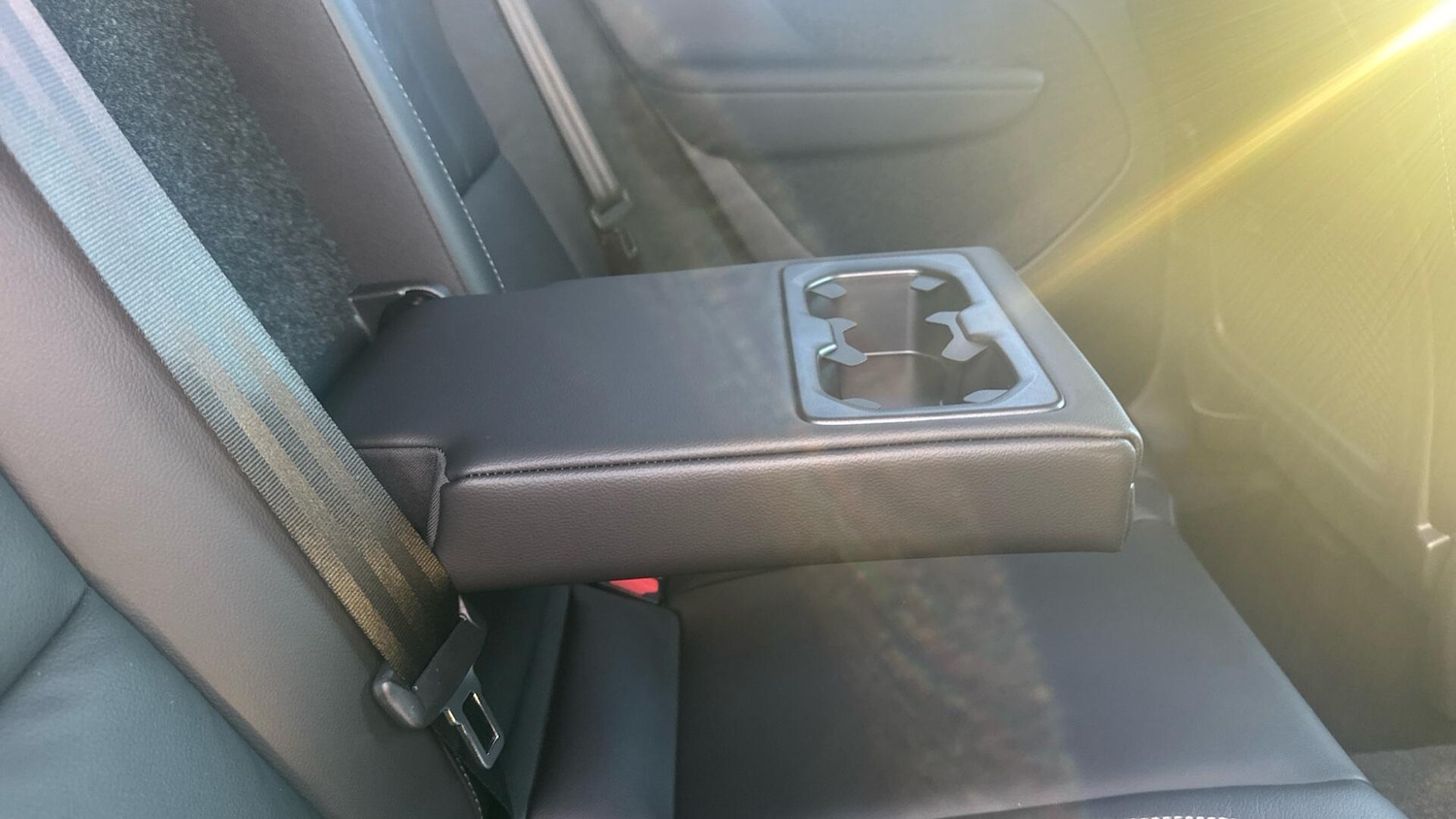 Used Volvo XC40 2025 for sale - 76666881: Photo 28