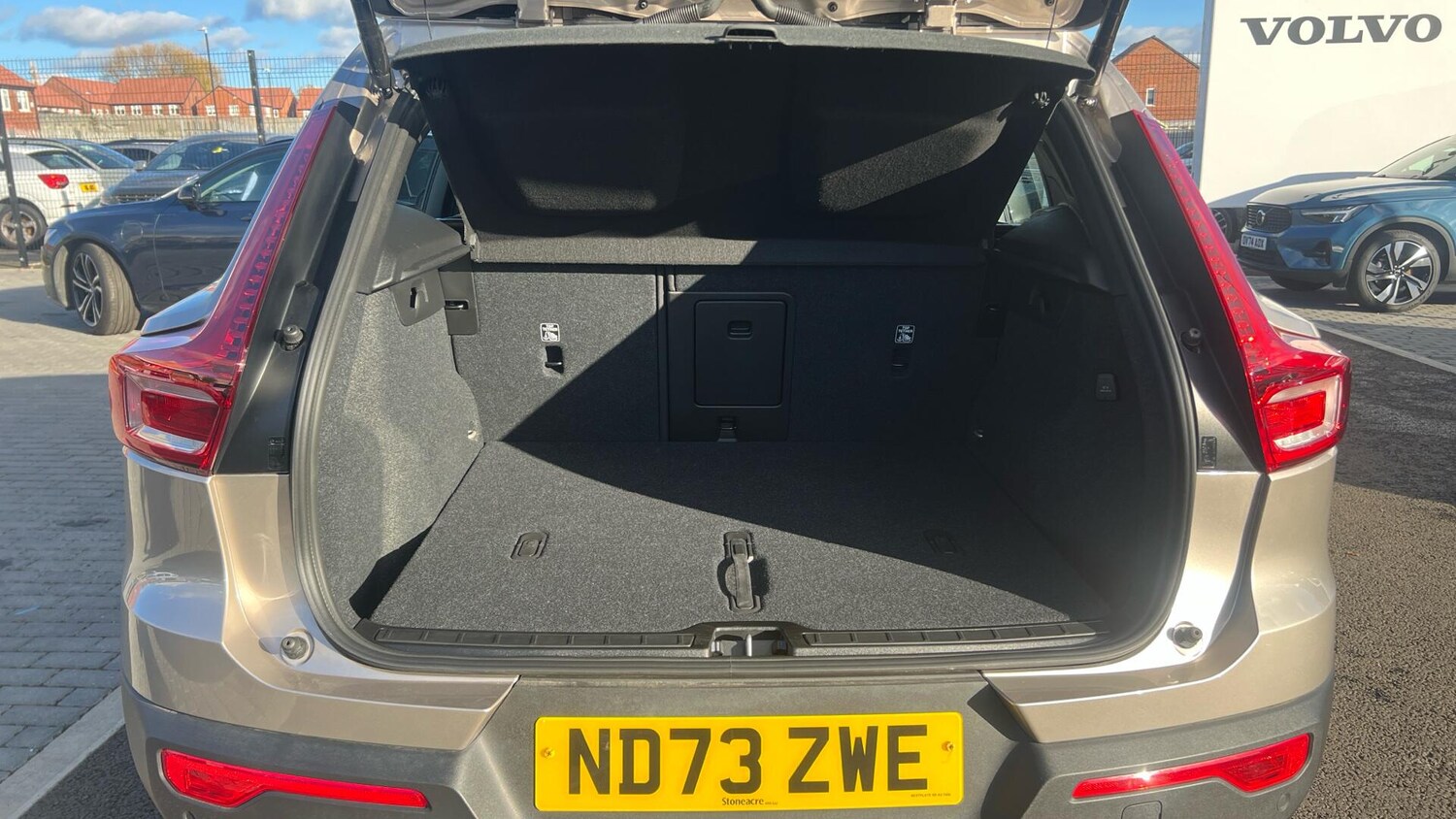 Used Volvo XC40 2023 for sale - 76247627: Photo 13