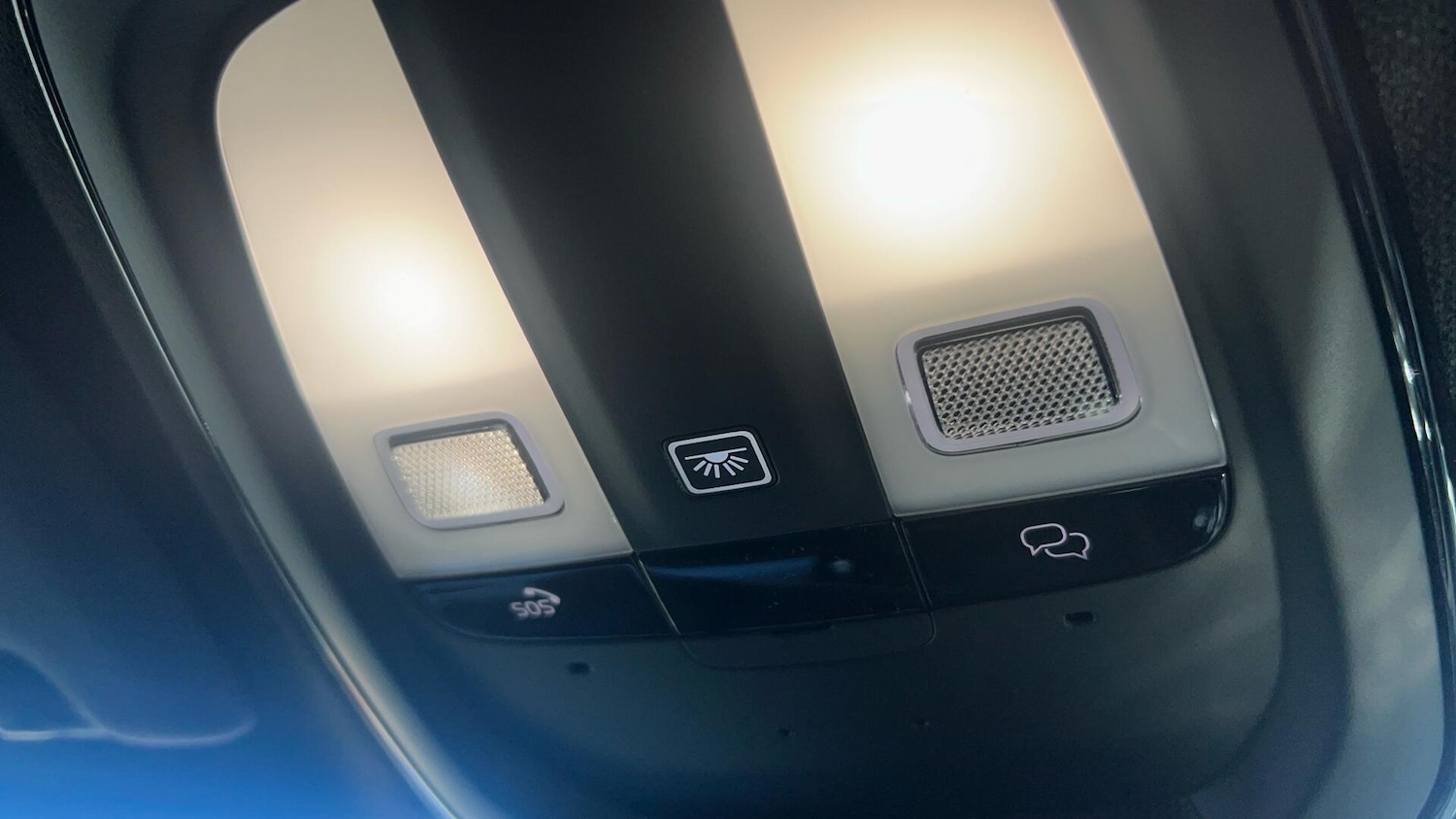 Used Volvo XC40 2023 for sale - 76247627: Photo 27