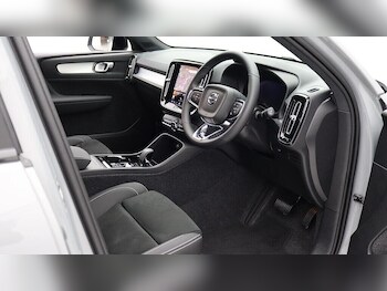 Used Volvo XC40 2026 for sale - 78843363: Photo