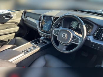 Used Volvo XC60 2020 for sale - 75990459: Photo 4