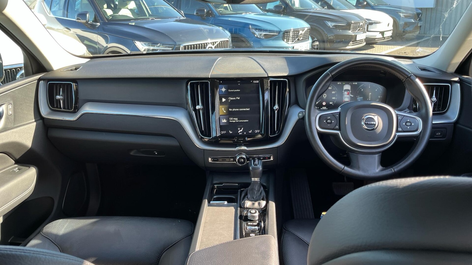 Used Volvo XC60 2020 for sale - 75990459: Photo 5