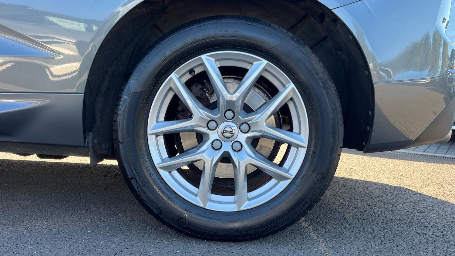 Used Volvo XC60 2020 for sale - 75990459: Photo 9
