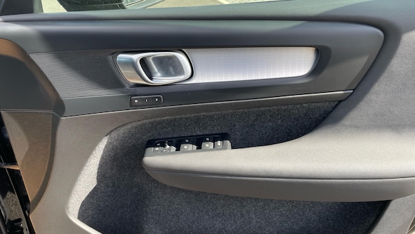 Used Volvo XC40 2024 for sale - 74394694: Photo 15