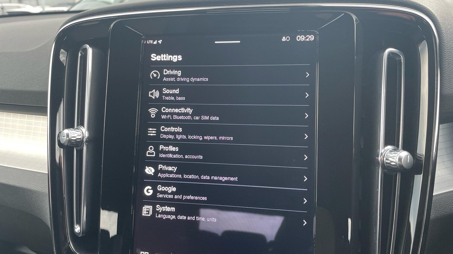 Used Volvo XC40 2023 for sale - 76072718: Photo 12