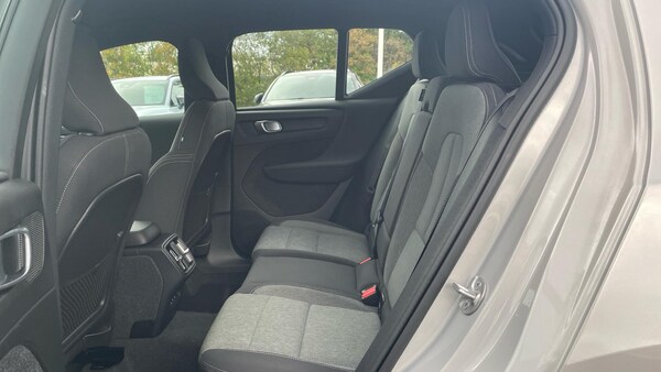 Used Volvo XC40 2023 for sale - 76072718: Photo 31