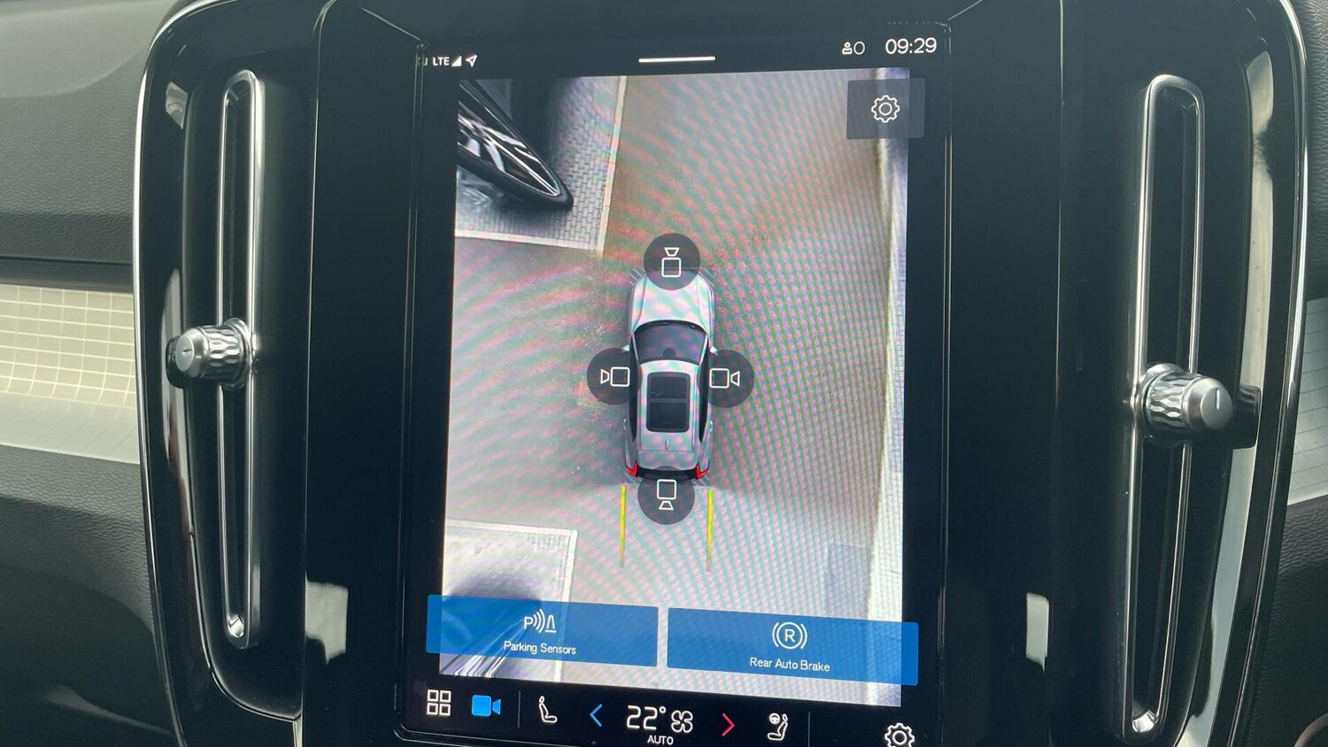 Used Volvo XC40 2023 for sale - 76072718: Photo 39