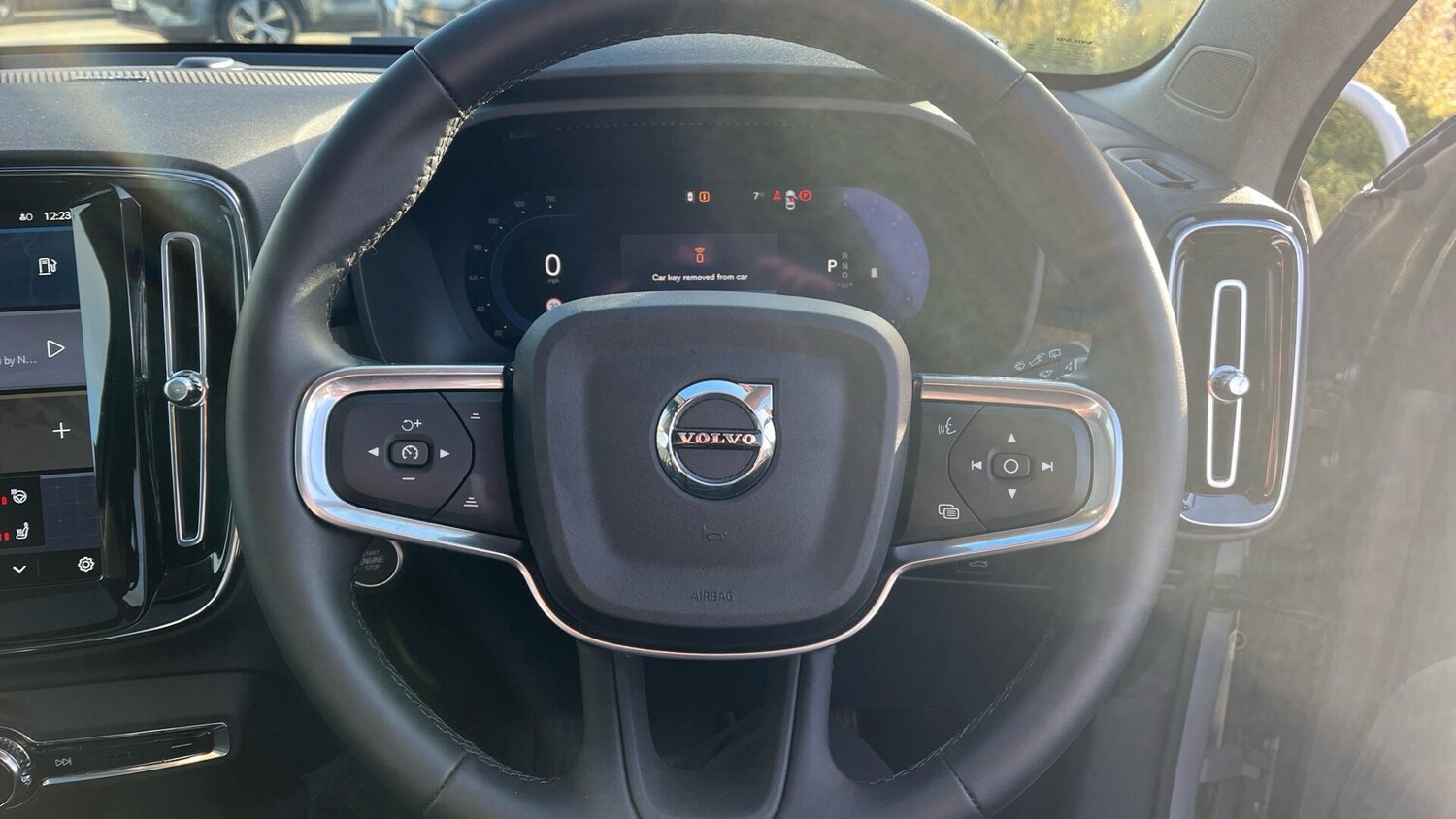 Used Volvo XC40 for sale - 77237578: Photo 10