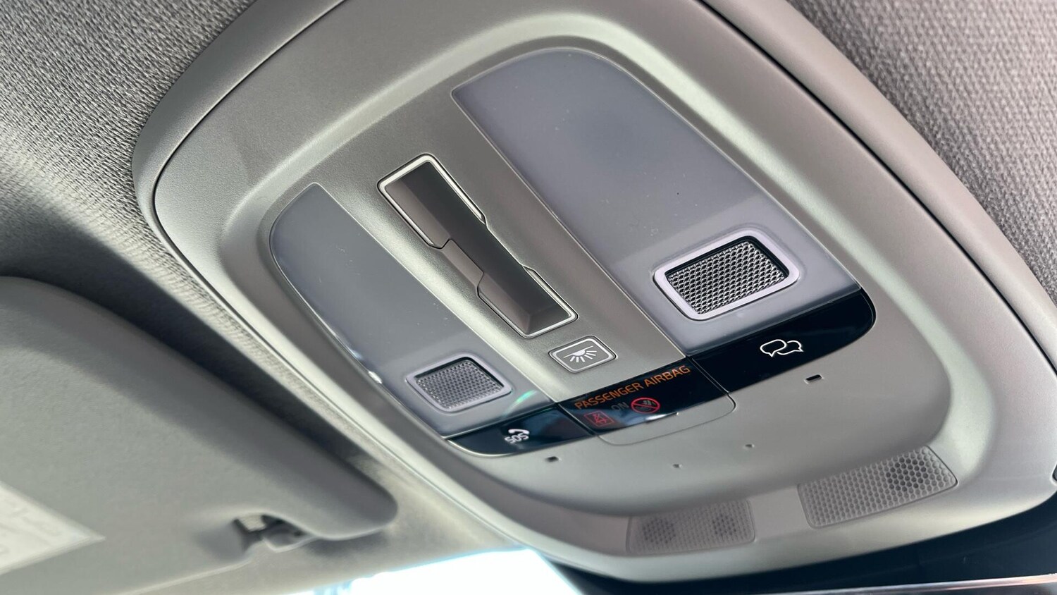 Used Volvo XC40 for sale - 77237578: Photo 28